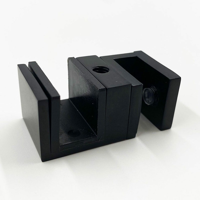 Душевая дверь Vincea Slim-N 140 VDS-4SN140CLB
