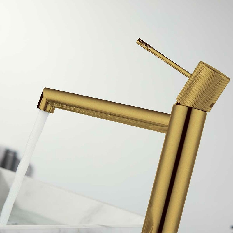 Смеситель для раковины Vincea Desire VBF-1D2BG